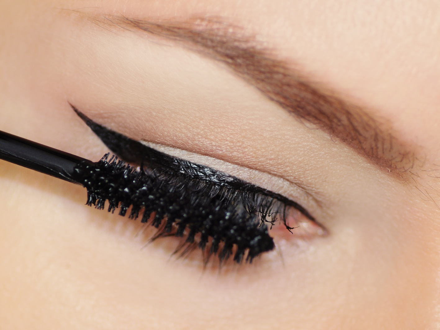 Mascara – A fabulous story about this iconic cosmetic
